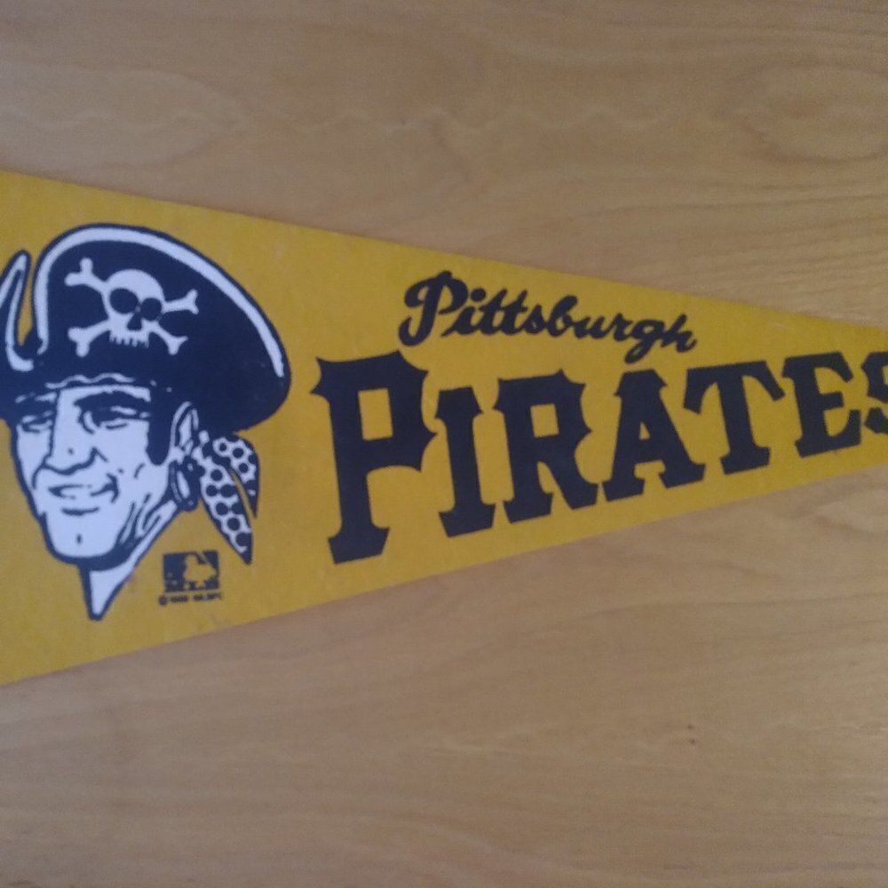 Vintage 60s Pittsburgh Pirates MLB Pennant Flag
